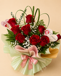 Base de Rosas + Follaje + Tarjeta